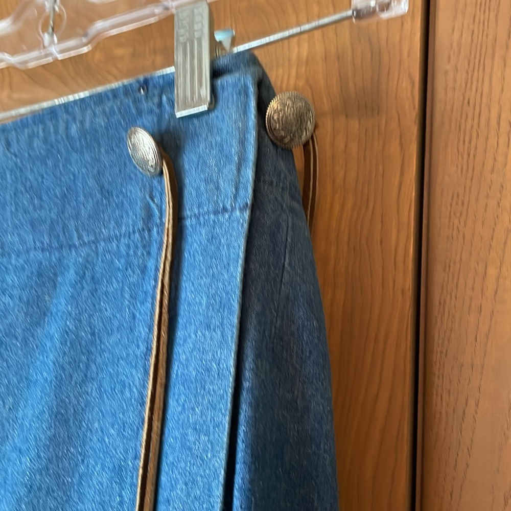 Wrap demin skirt - Picture 2 of 3